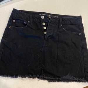 American eagle black jean skirt size 4